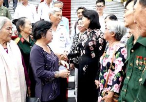 Phó chủ tịch nước Đặng Thị Ngọc Thịnh tiếp Đoàn đại biểu người có công tỉnh Đồng Nai