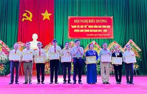 Long Thành biểu dương 22 tập thể, cá nhân Người tốt, việc tốt trong đồng bào Công giáo