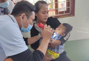 “Chuyến xe yêu thương” đưa bác sĩ Đồng Nai đến với đồng bào miền Trung