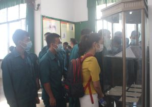 Khai mạc triển lãm Ký ức và kỷ vật thời chiến