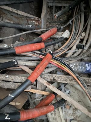 Điều tra vụ trộm cáp viễn thông liên tỉnh