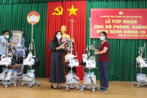 Quỹ từ thiện Kim Oanh hỗ trợ 10 máy thở và dụng cụ phòng, chống covid-19