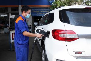 Giá xăng dầu đồng loạt tăng