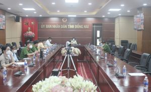 Đảm bảo an toàn giao thông gắn với phòng, chống dịch