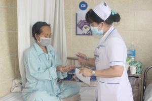 Năm 2021 đạt chỉ tiêu 8,8 bác sĩ/vạn dân