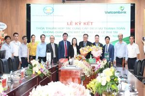 Thanh toán không dùng tiền mặt tại Trung tâm Hành chính công tỉnh