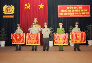 Đẩy mạnh các phong trào thi đua yêu nước trong ngành công an