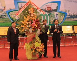 Nhơn Trạch đón nhận danh hiệu Huyện nông thôn mới