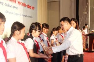 Lan tỏa phong trào Học giỏi, sống tốt