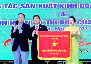 Công ty cổ phần Đồng Tiến nhận cờ thi đua xuất sắc của Chính phủ