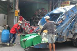 Hơn 2 ngàn tấn rác thải sinh hoạt mỗi ngày