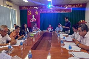 Tư vấn, xét duyệt phác thảo tượng đài Thanh niên xung phong