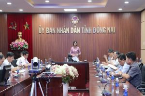 Hoàn thiện các thủ tục khởi công 2 dự án đường cao tốc Biên...