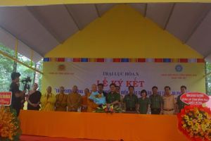 Vận động tăng ni, phật tử tham gia tuyên truyền về an toàn giao thông