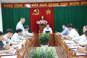 Tháo gỡ vướng mắc mặt bằng các dự án điện cao áp