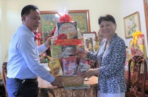 Chủ tịch UBND tỉnh thăm, chúc Tết các đồng chí nguyên là lãnh đạo tỉnh