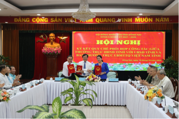 Ký kết Quy chế phối hợp công tác tác giữa Thường trực HĐND, UBND và Ban Thường trực UBMTTQVN tỉnh