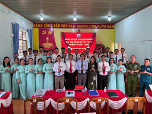 ĐẠI HỘI ĐẢNG BỘ CƠ QUAN ĐẢNG XÃ BÌNH TÂN LẦN THỨ I, NHIỆM KỲ 2025 – 2030 Mốc son của sự đoàn kết – đột phá – phát triển!