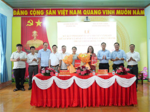 TĂNG CƯỜNG PHỐI HỢP THÔNG TIN – TRUYỀN THÔNG GIỮA XÃ BÌNH TÂN VÀ BÁO, ĐÀI TỈNH