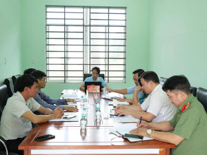 XÃ BÌNH TÂN TỔ CHỨC HỌP QUY III, TRIỂN KHAI NHIỆM VỤ QUÝ IV NĂM 2025