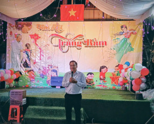 TƯNG BỪNG “ĐÊM HỘI TRĂNG RẰM” TẠI CÁC THÔN LONG BÌNH 7 VÀ BÌNH HIẾU