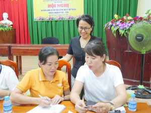 NIỀM VUI TỪ NHỮNG PHẦN QUÀ 2/9 LAN TỎA KHẮP THÔN XÓM BÌNH TÂN