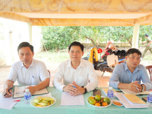 ĐỒNG CHÍ NGUYỄN BÁ VIỆT LÀM VIỆC VỚI CHI BỘ LONG BÌNH 6: NÂNG CAO HIỆU QUẢ LÃNH ĐẠO, CHĂM LO AN SINH XÃ HỘI