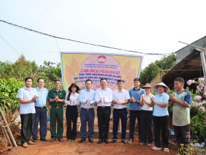 KHỞI CÔNG XÂY DỰNG NHÀ ĐẠI ĐOÀN KẾT – LAN TỎA NGHĨA TÌNH TẠI THÔN LONG BÌNH 6, XÃ BÌNH TÂN