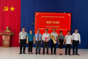 công bố quyết định