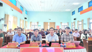 XÃ BOM BO THAM DỰ HỘI NGHỊ TRỰC TUYẾN BÁO CÁO VIÊN TỈNH ỦY THÁNG 11/2025