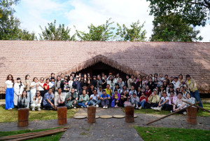 ĐÔNG ĐẢO DU KHÁCH ĐẾN THAM QUAN DI TÍCH LỊCH SỬ QUỐC GIA SÓC...