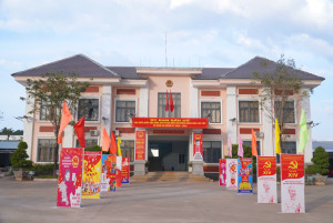 XÃ BOM BO THEO DÕI TRUYỀN HÌNH TRỰC TIẾP KHAI MẠC ĐẠI HỘI ĐẠI BIỂU TOÀN QUỐC LẦN THỨ XIV CỦA ĐẢNG