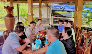 XÃ BOM BO ĐI THĂM, KHẢO SÁT THỰC TẾ CÁC MÔ HÌNH SẢN XUẤT NÔNG NGHIỆP TRÊN ĐỊA BÀN XÃ