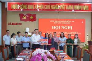 XÃ BOM BO TỔ CHỨC HỘI NGHỊ BÀN GIAO CHỨC NĂNG, NHIỆM VỤ THAM MƯU VỀ CÔNG TÁC DÂN VẬN