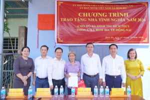 Bom Bo: Trao tặng nhà tình nghĩa cho gia đình chính sách khó khăn về nhà ở trên địa bàn xã