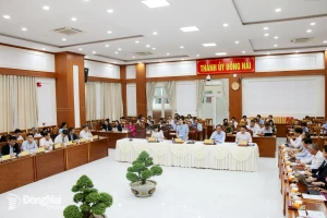 Quang cảnh hội nghị