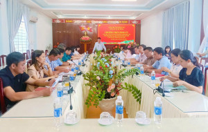 TUV, Bí thư Đảng ủy, Chủ tịch HĐND xã Bù Đăng - Vũ Lương phát biểu quán triệt nội dung buổi làm việc