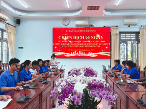 Toàn cảnh