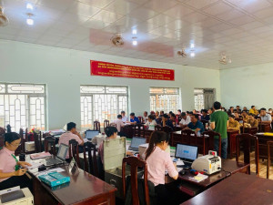Từng bước nâng cao chất lượng tín dụng của Phòng giao dịch...