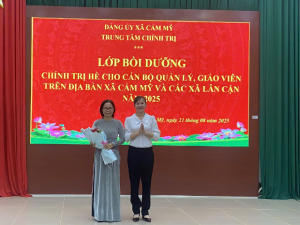 BỒI DƯỠNG CHÍNH TRỊ HÈ CHO ĐỘI NGŨ CÁN BỘ QUẢN LÝ, GIÁO VIÊN...