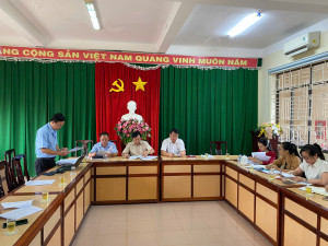 Uỷ ban Bầu cử xã Cẩm Mỹ thông qua tờ trình của UBND xã về việc công bố đơn vị bầu cử và số lượng đại biểu HĐND nhiệm kỳ 2026 – 2031