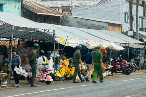 Cẩm Mỹ ra quân giải tỏa hành lang an toàn giao thông trên các tuyến đường trọng điểm
