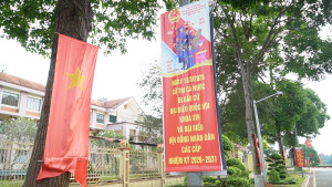 CAM MY SAN SANG CHO NGAY HOI TOAN DAN