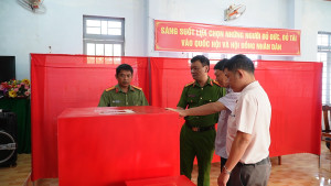 XA CAM MY DAM BAO AN NINH TRAT TU PHUC VU BAU CU (2)