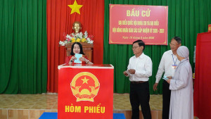 Cẩm Mỹ người dân tích cực tham gia bỏ phiếu bầu cử