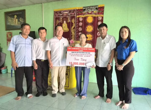 Cẩm Mỹ: Hỗ trợ gia đình bị hỏa hoạn sớm ổn định cuộc sống