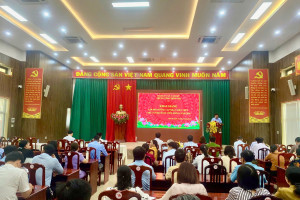 Trung tâm Chính trị Cẩm Mỹ khai giảng lớp bồi dưỡng cập nhật kiến thức cho cán bộ, đảng viên khóa I năm 2026