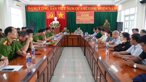 CAM MY TO CHUC LE RA QUAN PHONG NGUA DAU TRANH VOI VI PHAM VE VU KHI VAT LIEU NO VA PHAO