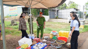 CAM MY TUYEN TRUYEN KHONG LAN CHIEM LONG LE DUONG BAO DAM AN TOAN THUC PHAM