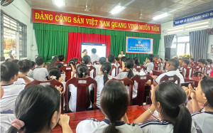 Cẩm Mỹ tuyên truyền kiểm soát mất cân bằng giới tính khi...
